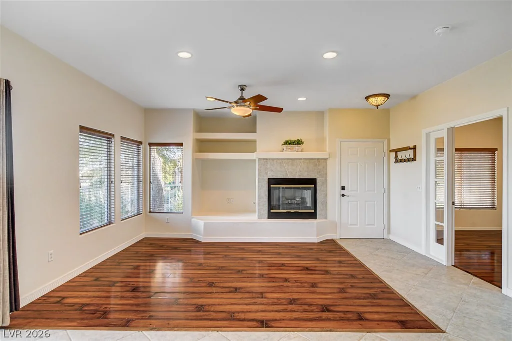 10730 Amber Ridge, Las Vegas, NV 89144