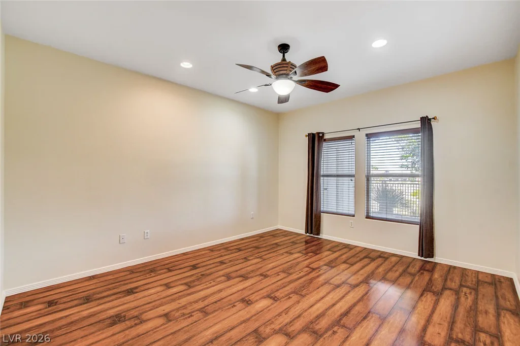 10730 Amber Ridge, Las Vegas, NV 89144