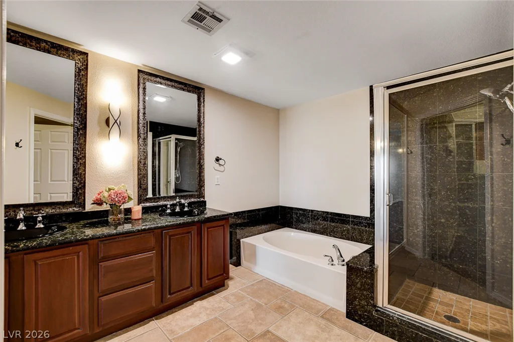 10730 Amber Ridge, Las Vegas, NV 89144