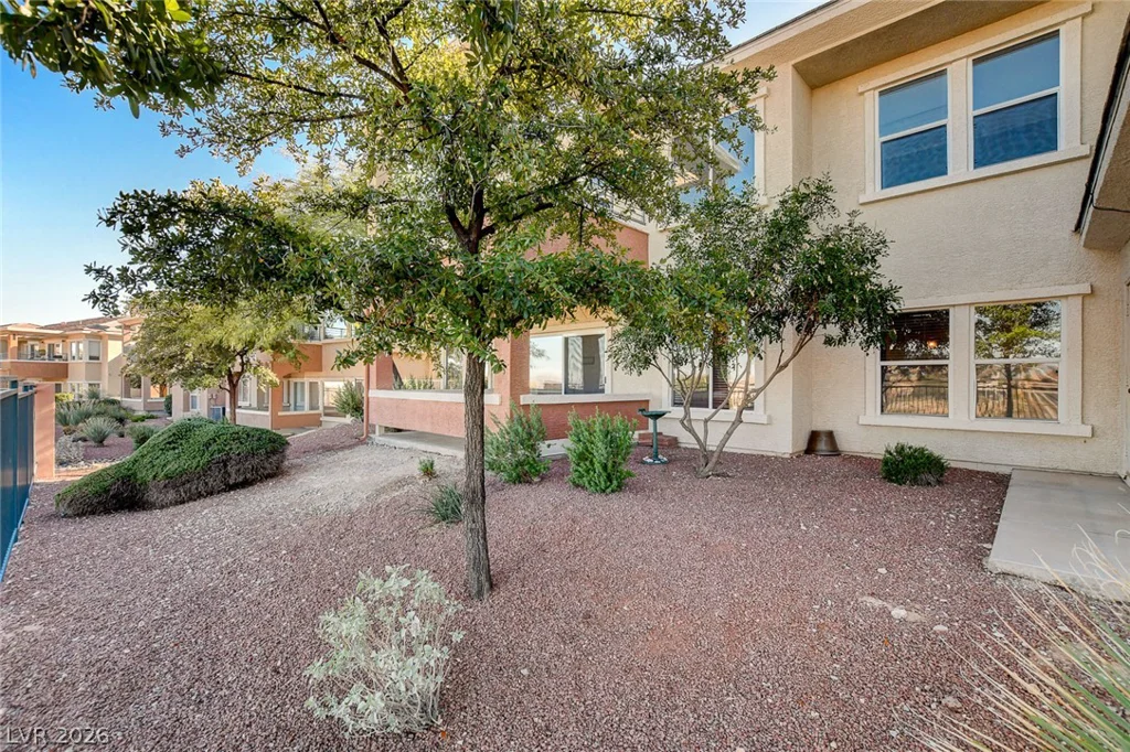 10730 Amber Ridge, Las Vegas, NV 89144