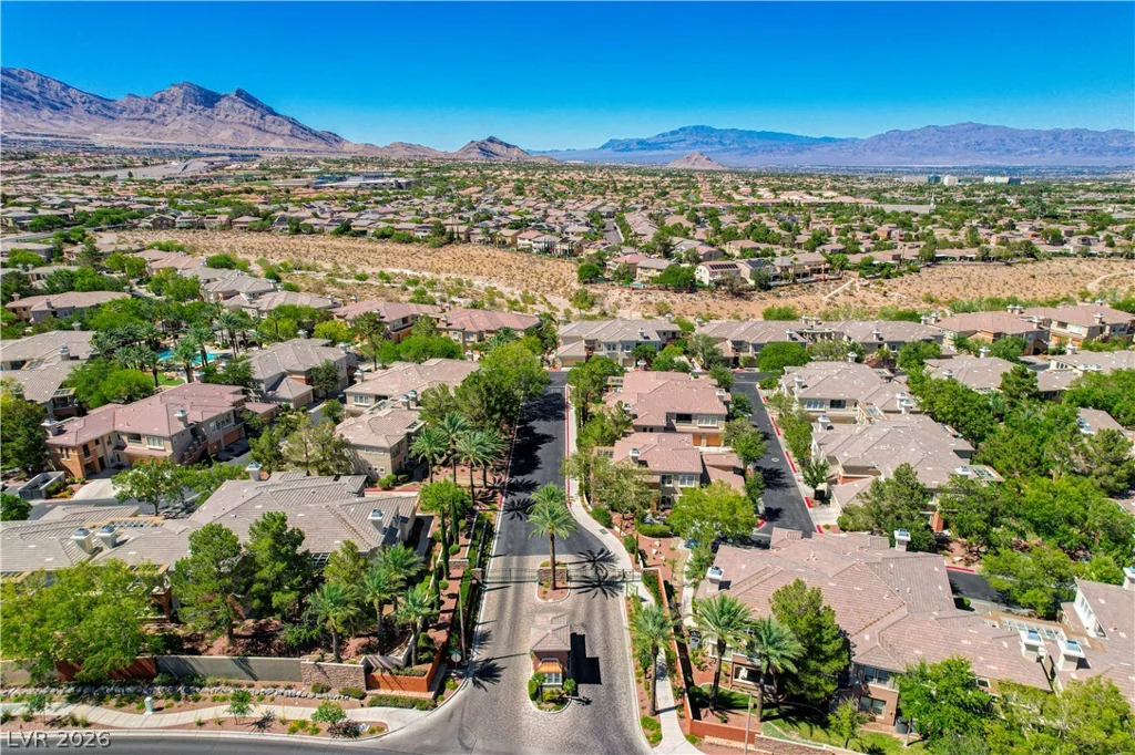10730 Amber Ridge, Las Vegas, NV 89144
